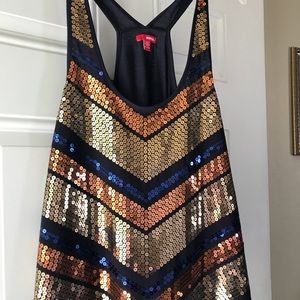 Sleeveless sequin Top
